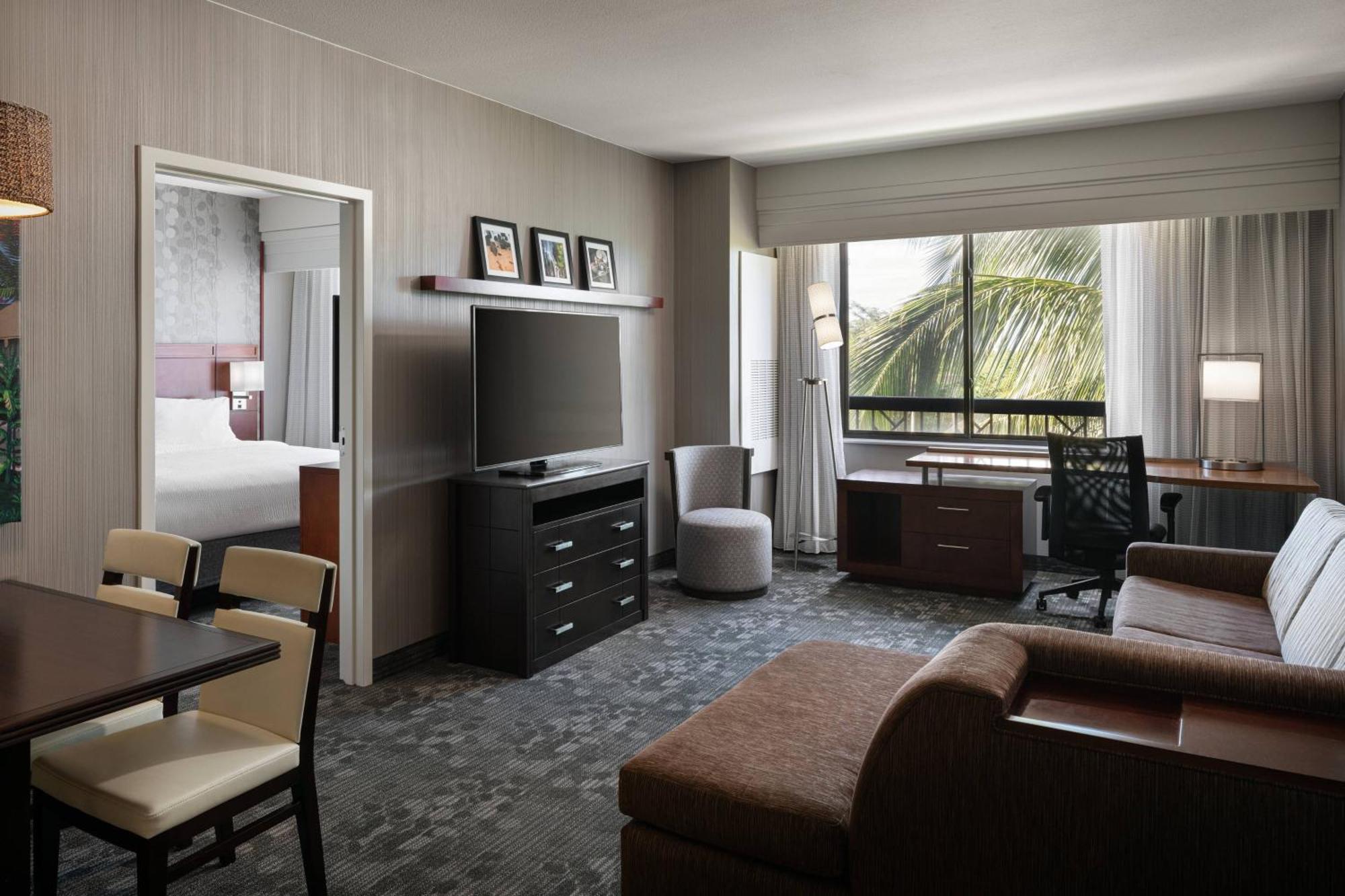 Готель Courtyard By Marriott Maui Kahului Airport Екстер'єр фото